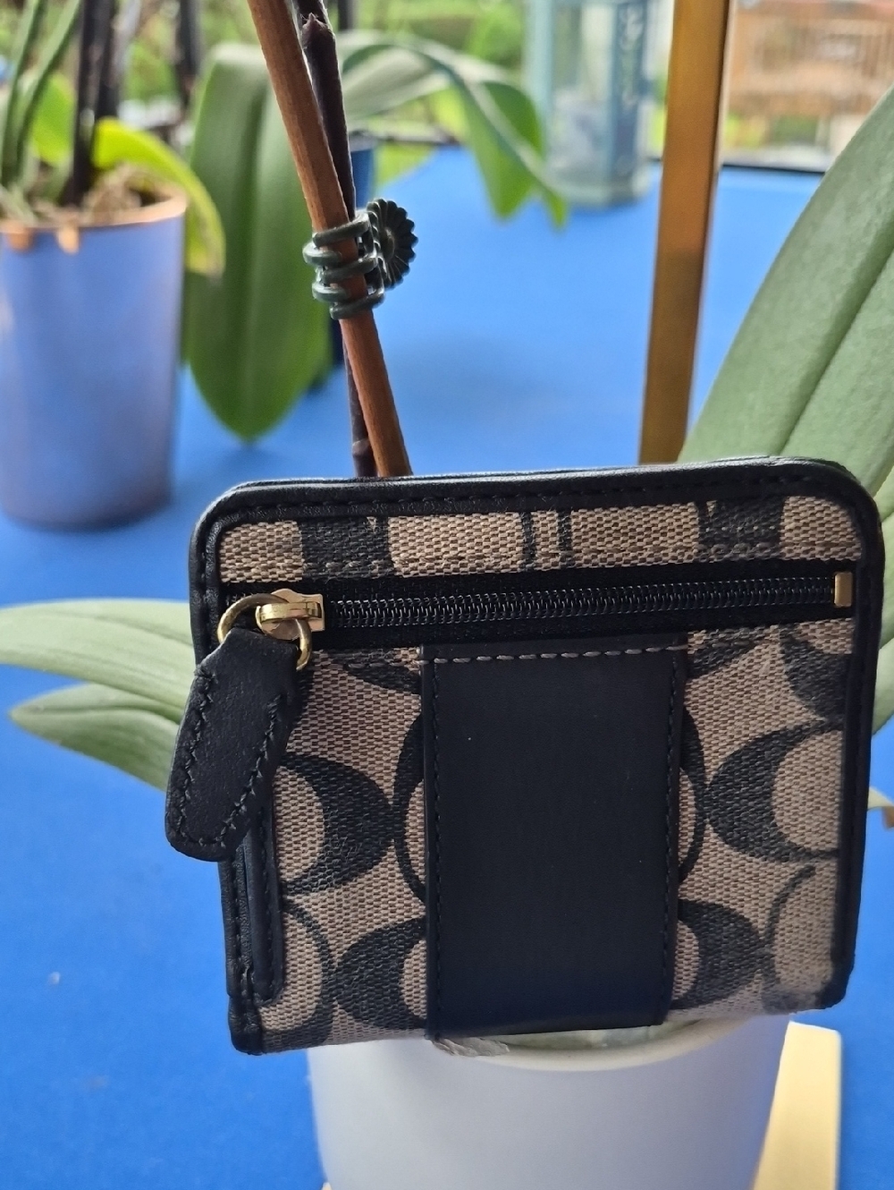 COACH SIGNATURE C JACQUARD & LEATHER Bi-Fold Snap Wallet 🎀 BLACK & TAN 🖤 GUC - Picture 2 of 12